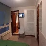 Pensión Verdemar 2*