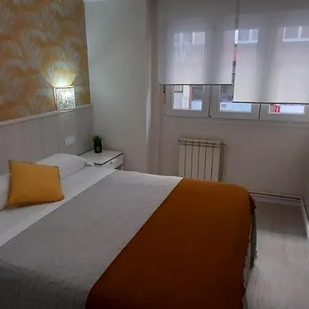 Konukevi Verdemar Rooms Gijón