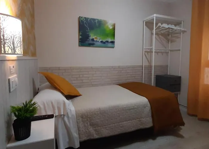 Pensión Verdemar 2*